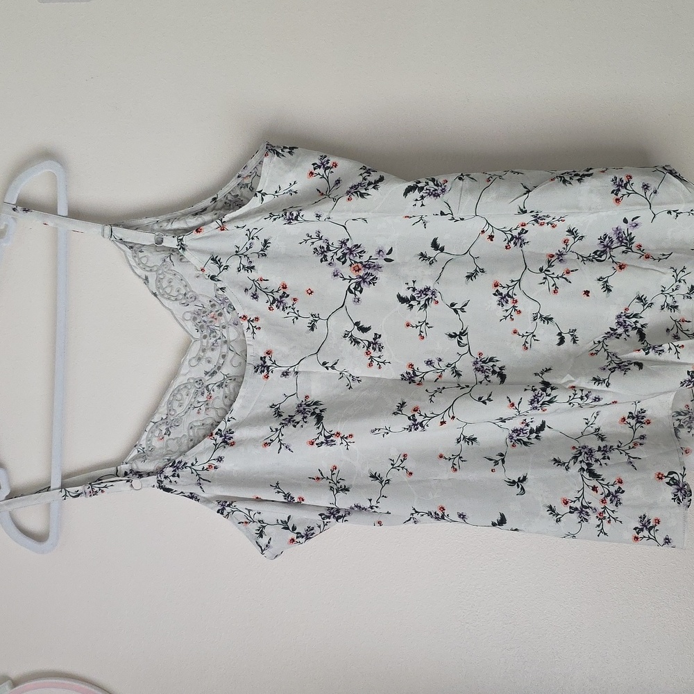 Torrid Floral Camisole Top - Picture 5 of 6